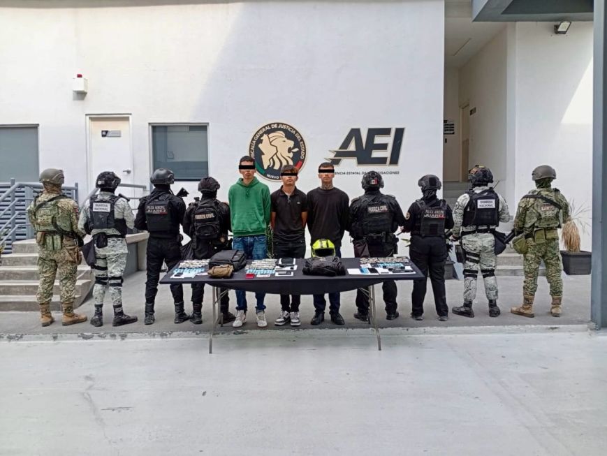 Detienen a hombres armados y con drogas