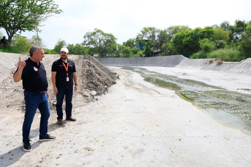 ANUNCIAN SEGUNDA ETAPA DE MANTENIMIENTO AL ARROYO LAS TINAJAS