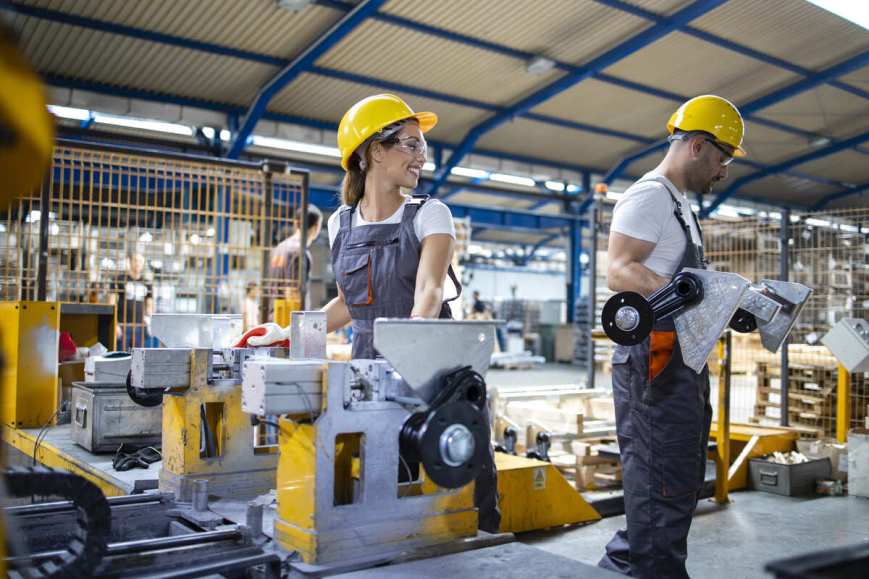 Mantiene Manufactura Débil Desempeño en Agosto, Pese a Mejoría en Exportaciones