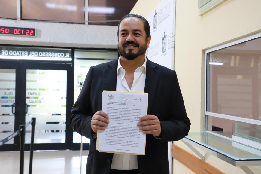 Plantea Ignacio Castellanos capacitación en lengua de señas y Braille en sistema de salud