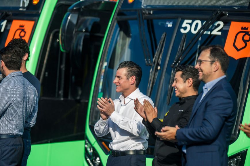 Avanza Nuevo León hacia una movilidad moderna: Miguel Flores