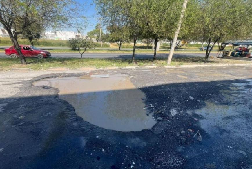Cita Guadalupe a empresa por descarga de agua que afecta importante avenida