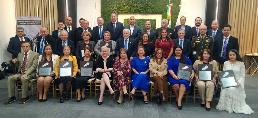 Reconoce la Federación de Colegios Profesionales a figuras por la Excelencia Profesional 2025