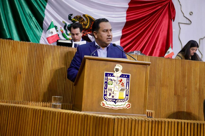 Busca José Manuel Valdez partida presupuestal para arreglar alumbrado en escuelas y espacios públicos