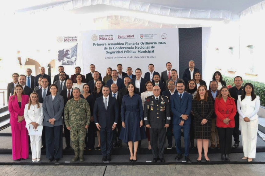 Asiste Adrián de la Garza a la sesión ordinaria de la Conferencia Nacional de Seguridad Pública Municipal