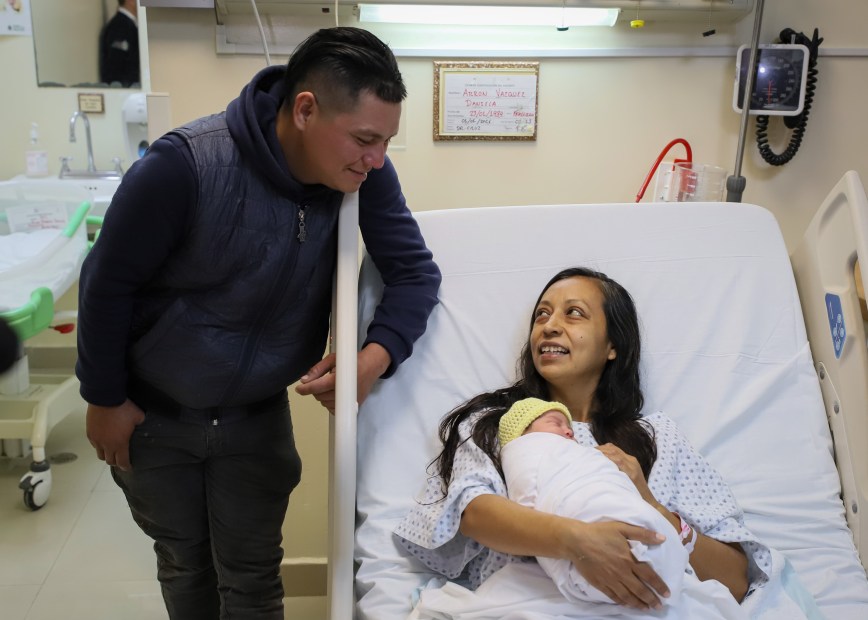 Es niña el primer bebé del Hospital Regional Materno Infantil en 2026