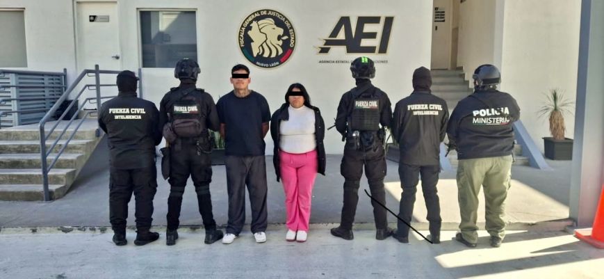 Arrestan a dos presuntos narcomenudistas tras persecución en San Bernabé