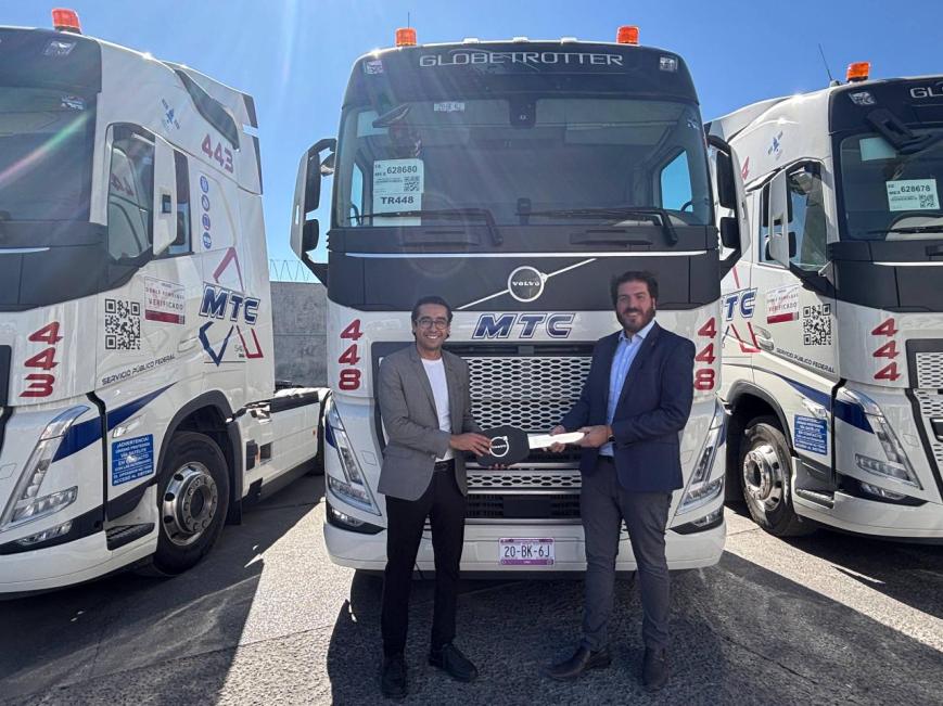 Entrega Volvo Trucks México histórica flota de camiones en el sureste del país
