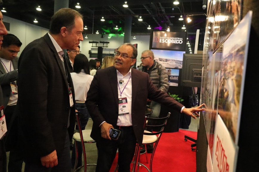 Destaca Andrés Mijes innovación y emprendimiento de la 4T Norteña en exposición internacional