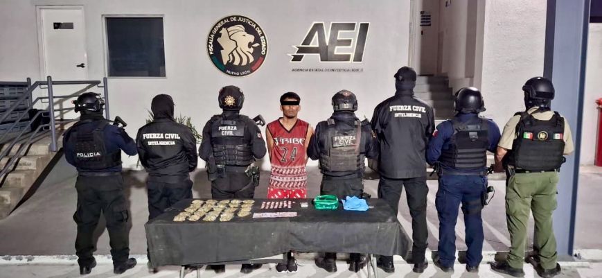 Detienen en Linares a presunto narcodistribuidor con diversas dosis de droga