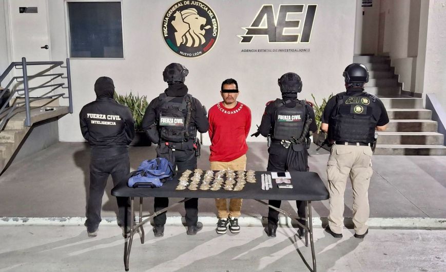 Detienen a hombre con drogas en el poniente de Monterrey