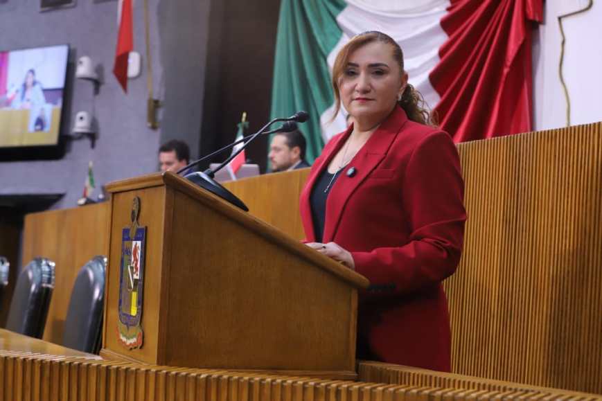 Exige Myrna Grimaldo reforzar vigilancia en transporte público ante alza de robos
