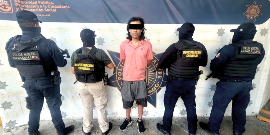 Detienen en Guadalupe a hombre vinculado con robo a tienda departamental