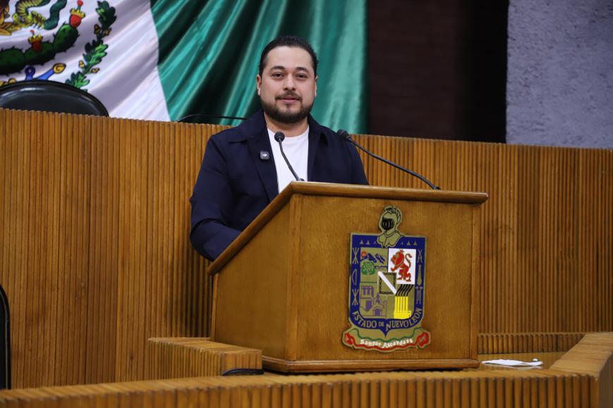 Exige Miguel Lechuga sanciones por extorsiones de tránsitos en Santa Catarina