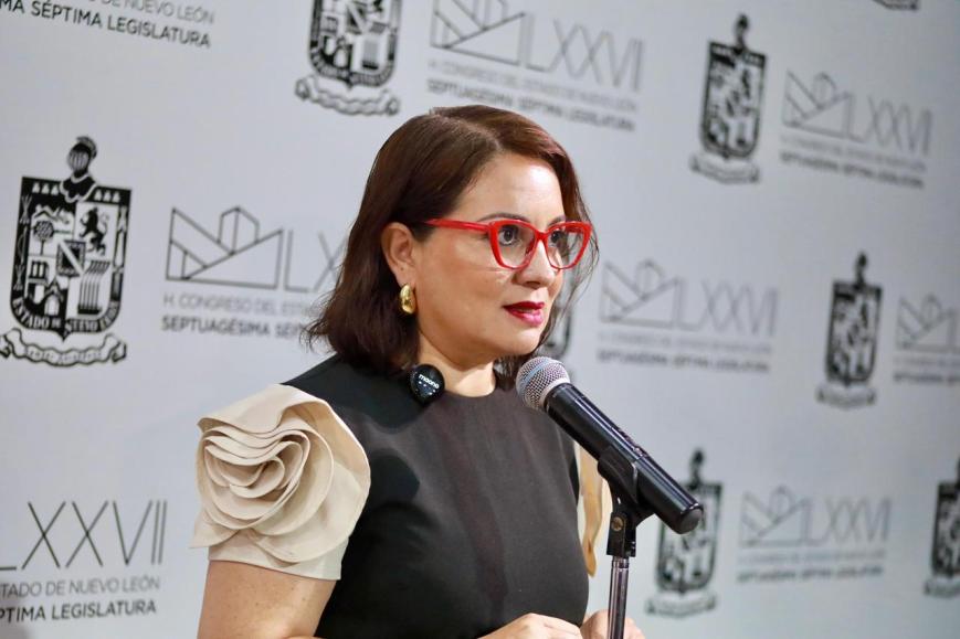 Denuncia Armida Serrato retraso en pago de programas sociales