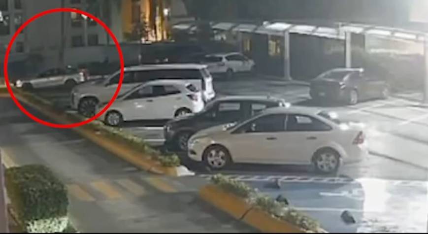 Detienen a hombre por agredir a oficiales en Monterrey