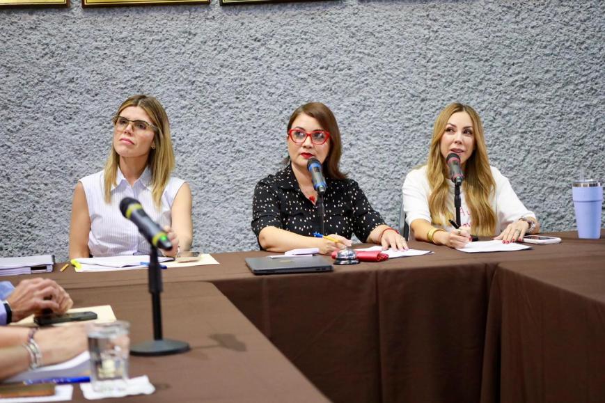 Reactivan en el Congreso juicios políticos contra Samuel García