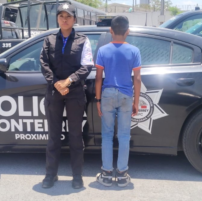 Localizan en Barrio Antiguo a menor con reporte de búsqueda en Ciénega de Flores